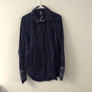 Lululemon windbreaker